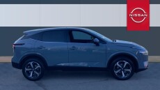 Nissan Qashqai 1.3 DiG-T MH N-Connecta 5dr Petrol Hatchback